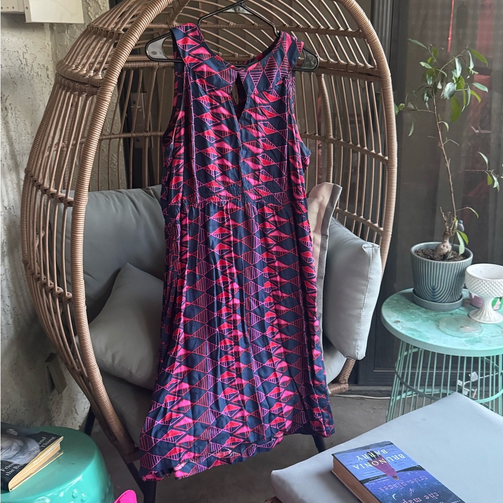 Escapada Blue and Pink Print Sleeveless Midi Sundress
